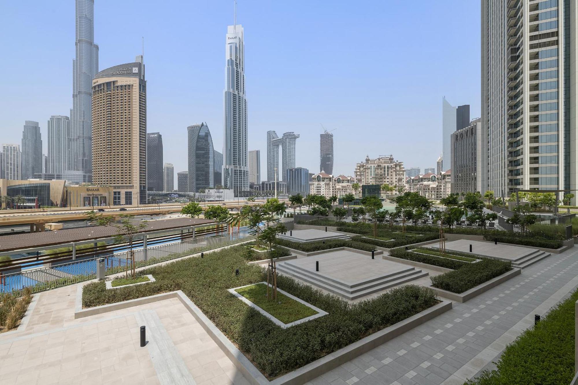 Apartment Vayk - Chic 3br With Burj Khalifa View In Downtown Dubai