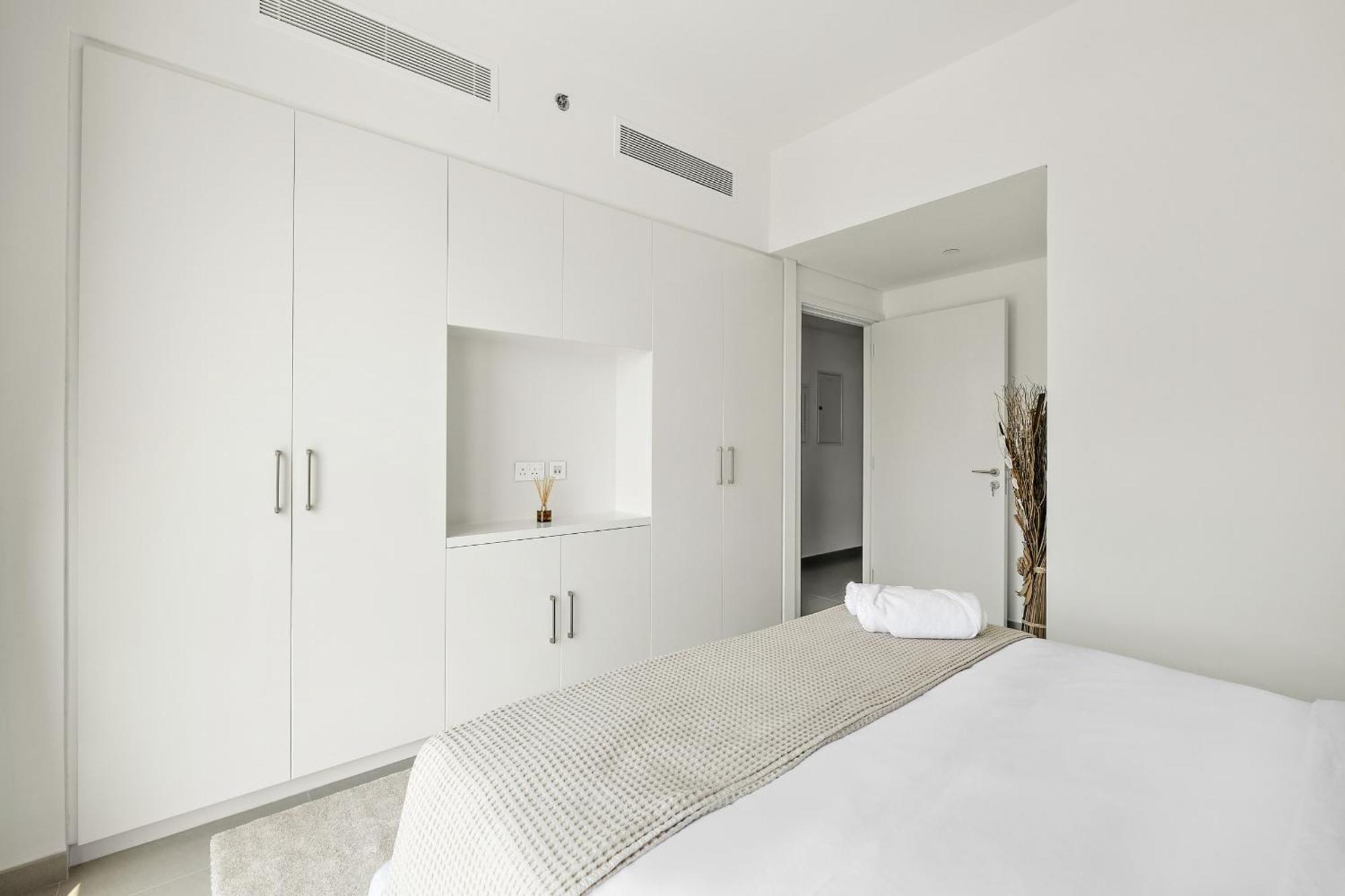 Vayk - Chic 3br With Burj Khalifa View In Downtown * Dubai